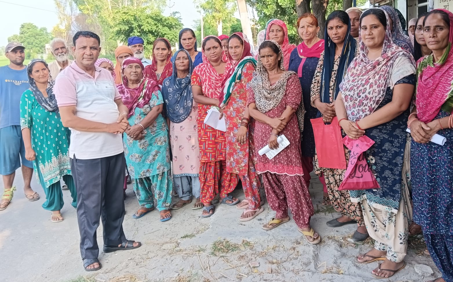 ਮਨਰੇਗਾ ਮਜ਼ਦੂਰਾਂ ਅਤੇ ਮੇਟਾਂ ਲਈ 'ਘੱਟੋ-ਘੱਟ ਉੱਜਰਤ ਕਾਨੂੰਨ-1948' ਅਨੁਸਾਰ ਮਜ਼ਦੂਰੀ ਅਤੇ 365 ਦਿਨ ਰੋਜ਼ਗਾਰ ਦੇਣ ਦੀ ਉੱਠੀ ਮੰਗੀ 